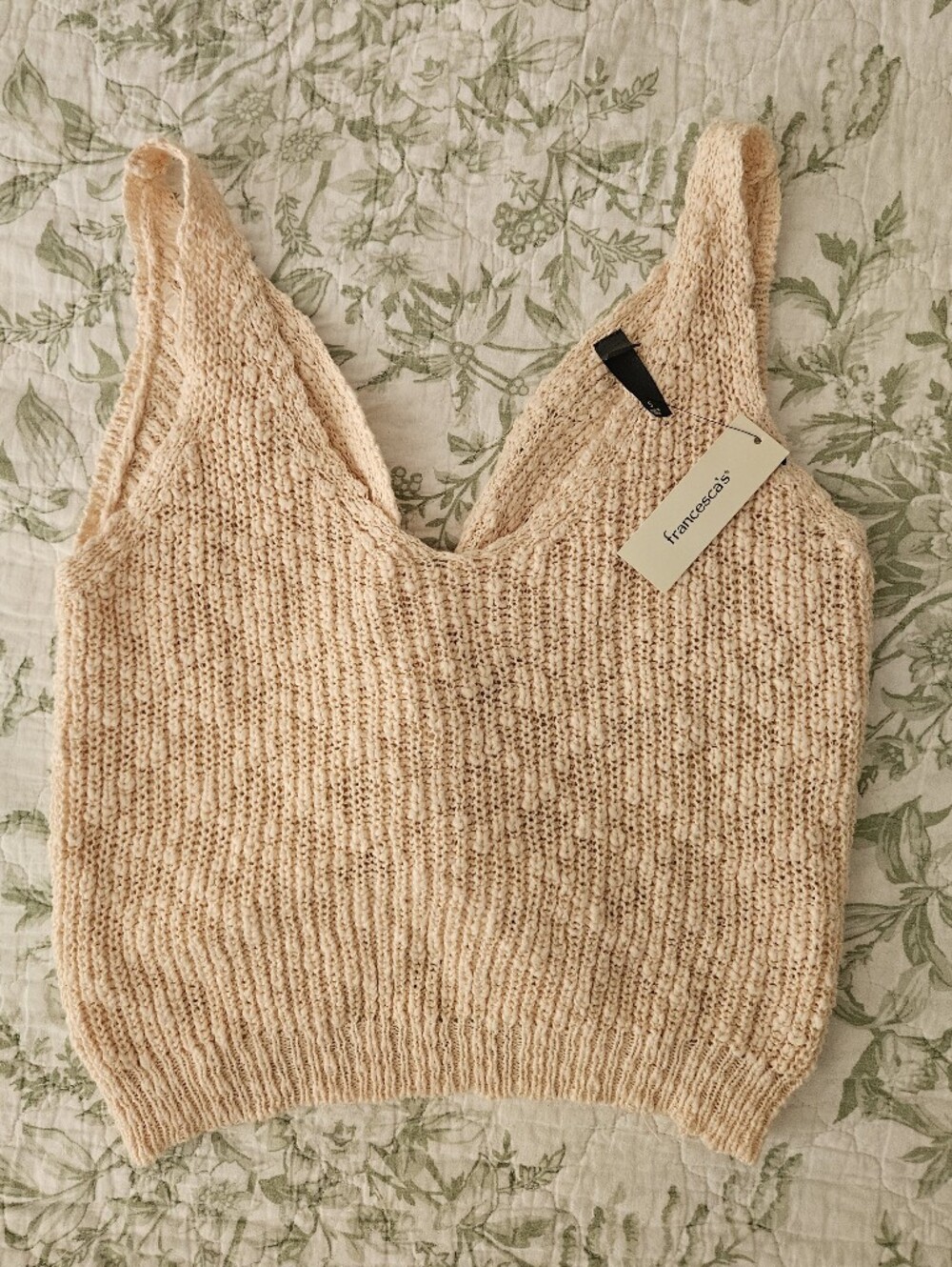 Francesca's Collections Knit V-Neck Tank Size Small